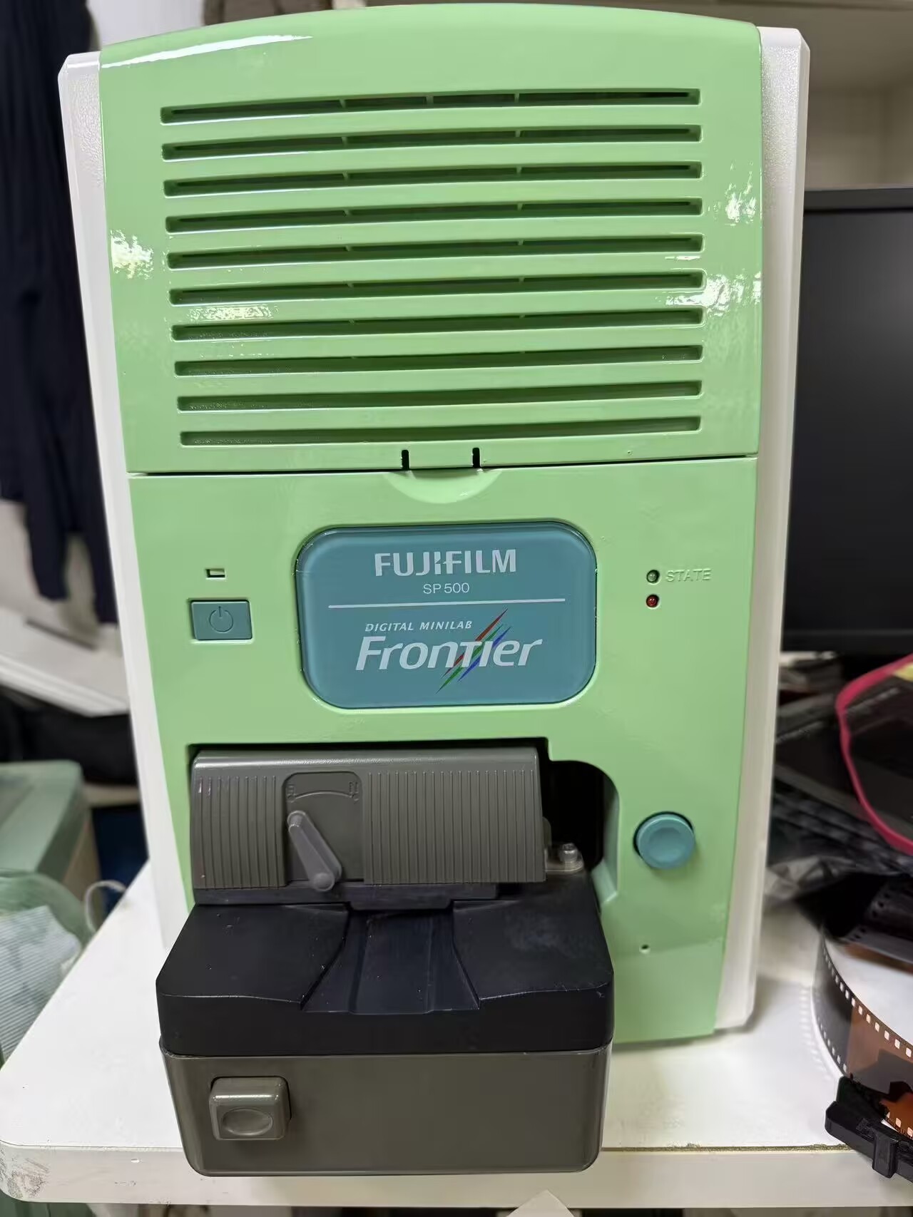 Fujifilm SP-500 Film Scanner Standalone with MFC10AR Slide Carrier Full Set, Professional 35mm Slide & Filmstrip Digitizing Scanner
