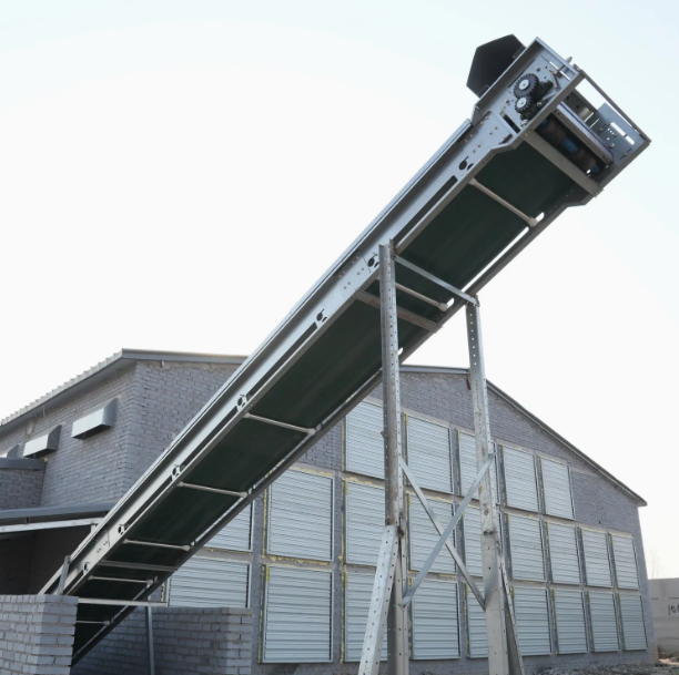 Heavy Duty Steel Chicken Coop with Flexible Layout Design and Galvanized Steel Construction
