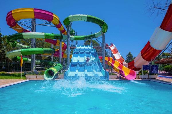 ODM Water Theme Park Playground Games Item Equipment Fiberglass Spiral Slide