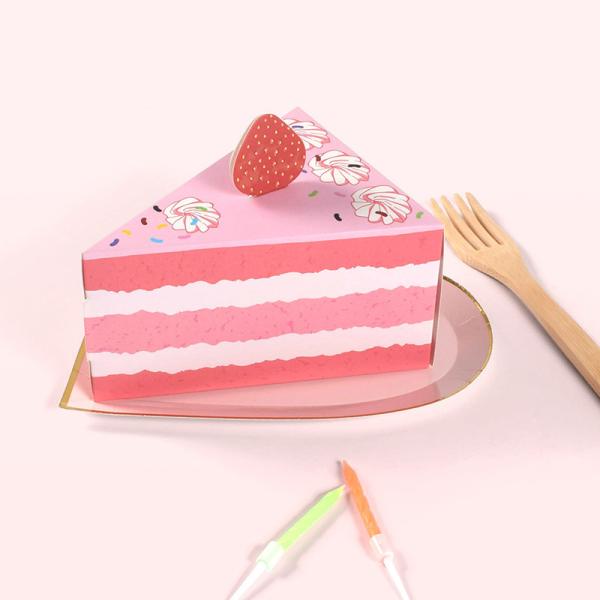 Pink Triangle Cake Shaped Gift Box Set Birthday Party Favors Wedding Candy Box Table Decor With Strawberry