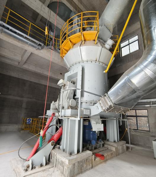 Moulin à charbon vertical à haute efficacité et économie d'énergie: moulin à charbon vertical réduit considérablement les coûts énergétiques