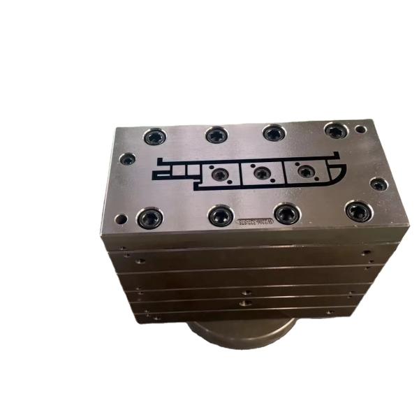 3CR17 Mould Material and Water Tank Calibration for Long-Lasting UPVC Door Frame