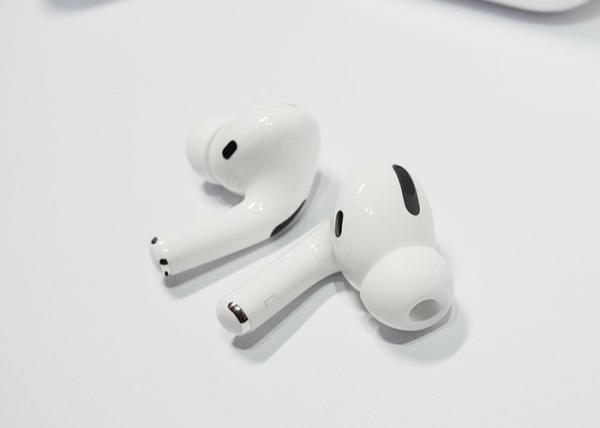 White Airpods Pro New Wireless Earbuds Bluetooth 5.0 Remeote Control