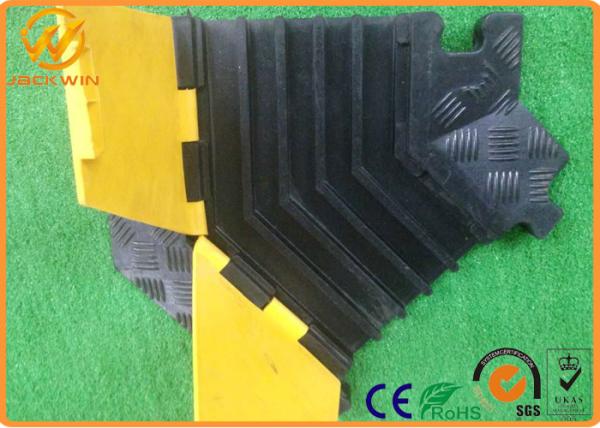 Recycling Rubber Base Yellow Cover 5 Channel Cable Cover Ramp Wire Protection 900*500*50mm