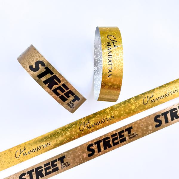Des bracelets personnalisés holographiques avec le logo imprimé