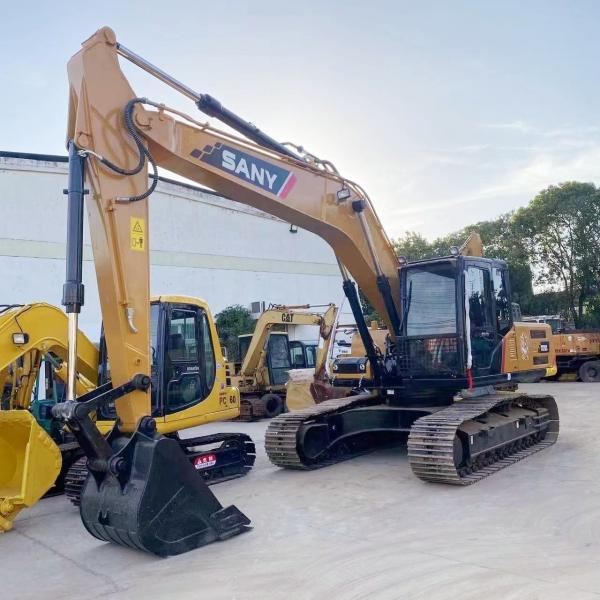 SANY 215C Construction Excavator with 3M³ Bucket Capacity in Excellent Condition