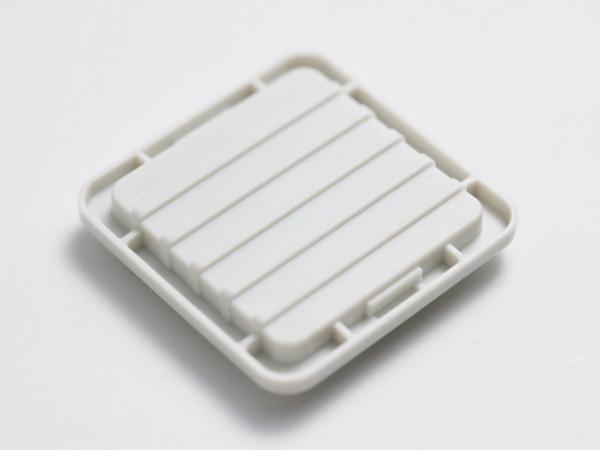 Traitement de pièces en plastique de haute précision avec inspection dimensionnelle complète