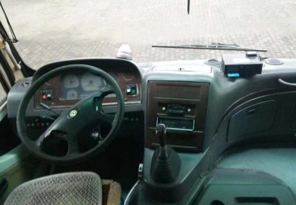 19 Seater Mini Buses Used Coach Bus Euro IV Diesel Engine Dongfeng Brand