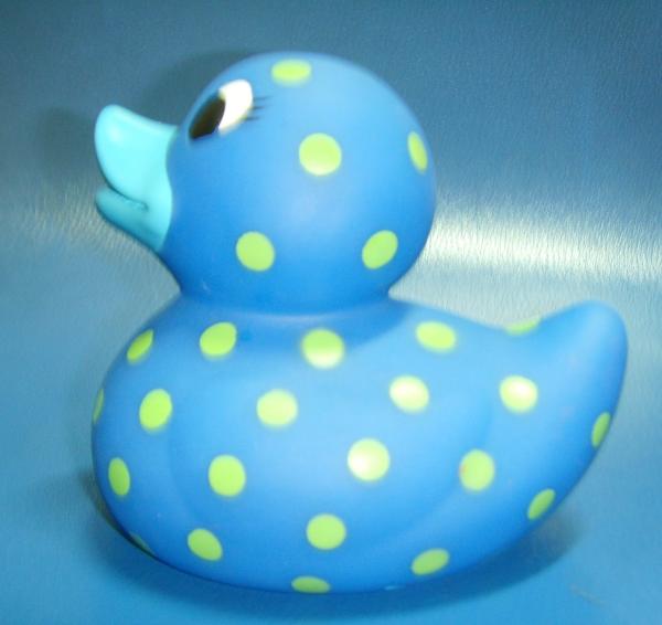 Lovely Heart Shaped Custom Rubber Ducks Pink / Blue Color Toys Retail EN71