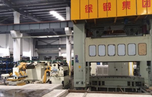 Estojo compacto 3 em 1 Straightener do alimentador da bobina para as peças de carimbo automotivos