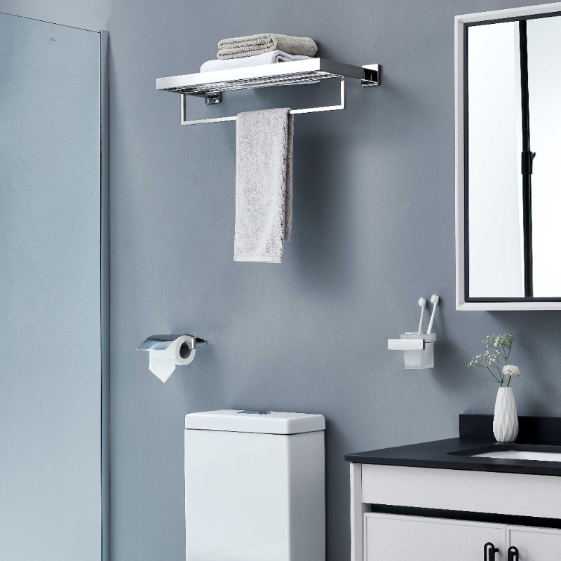 Полотенце Bathroom SUS304 кладет скрытую отполированную полку на полку ливня гостиницы