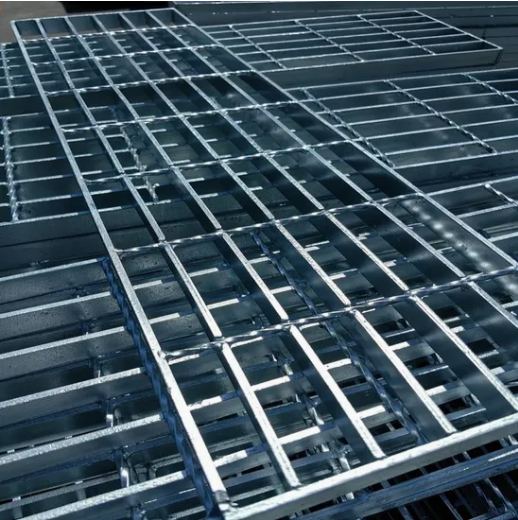 Hot Dipped Galvanized Heavy Duty Steel Bar Grating Q235B ASTM A36 S275JR for Walkway and Mezzanine Floor