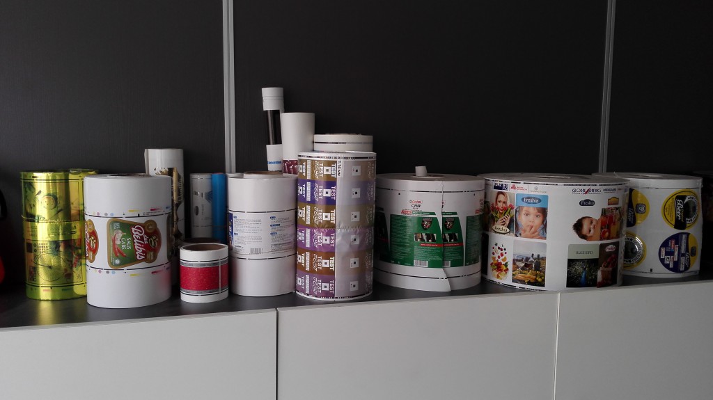 УЛЬТРАФИОЛЕТОВАЯ Flexographic печатная машина 60M/Min для слипчивого ярлыка