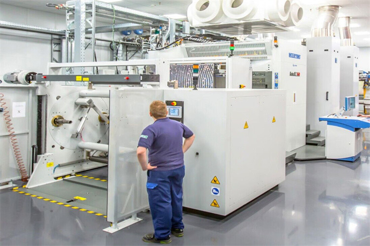 МОДУЛЬ ПЕРЕХОДНИКА АВТОБУСА SCHNEIDER 140CRP81100 MODICON КВАНТА ВСЕОБЩИЙ
