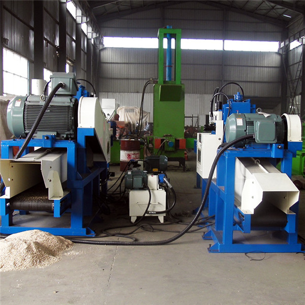 Опилк древесины высокой эффективности делая машину 160kw для продукции брикета биомассы