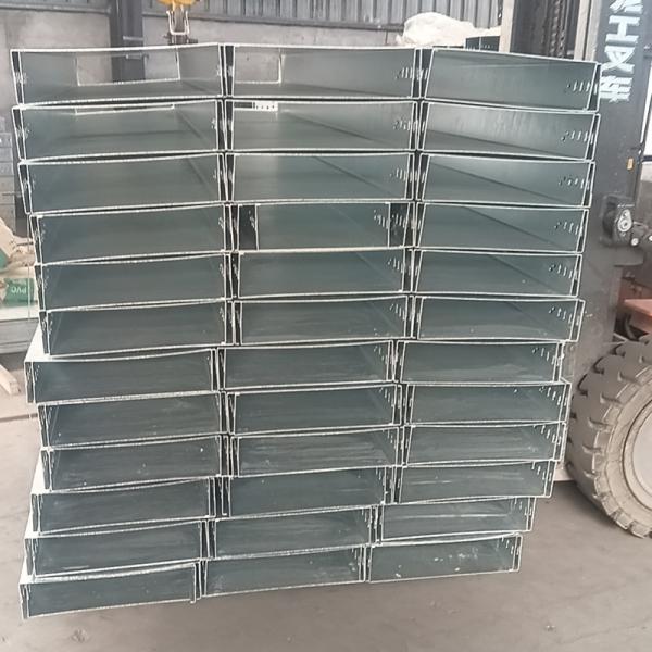 Cable galvanizado de carga media con diseño no inflamable y capacidad de carga pesada