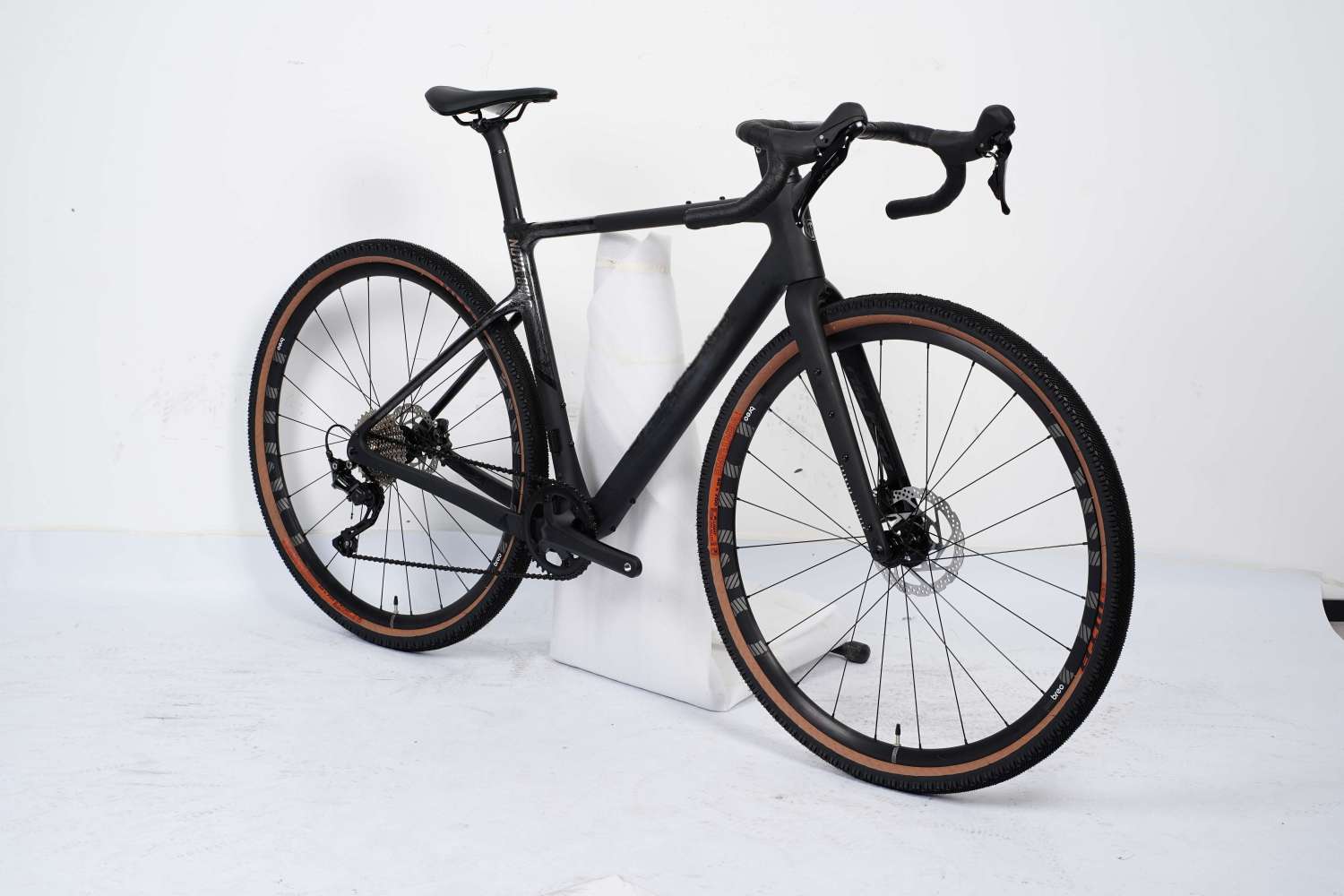 Новейший 700х50C Full Carbon Gravel Bike Шимано 11S Групповой Дисковый Дорожный Велосипед