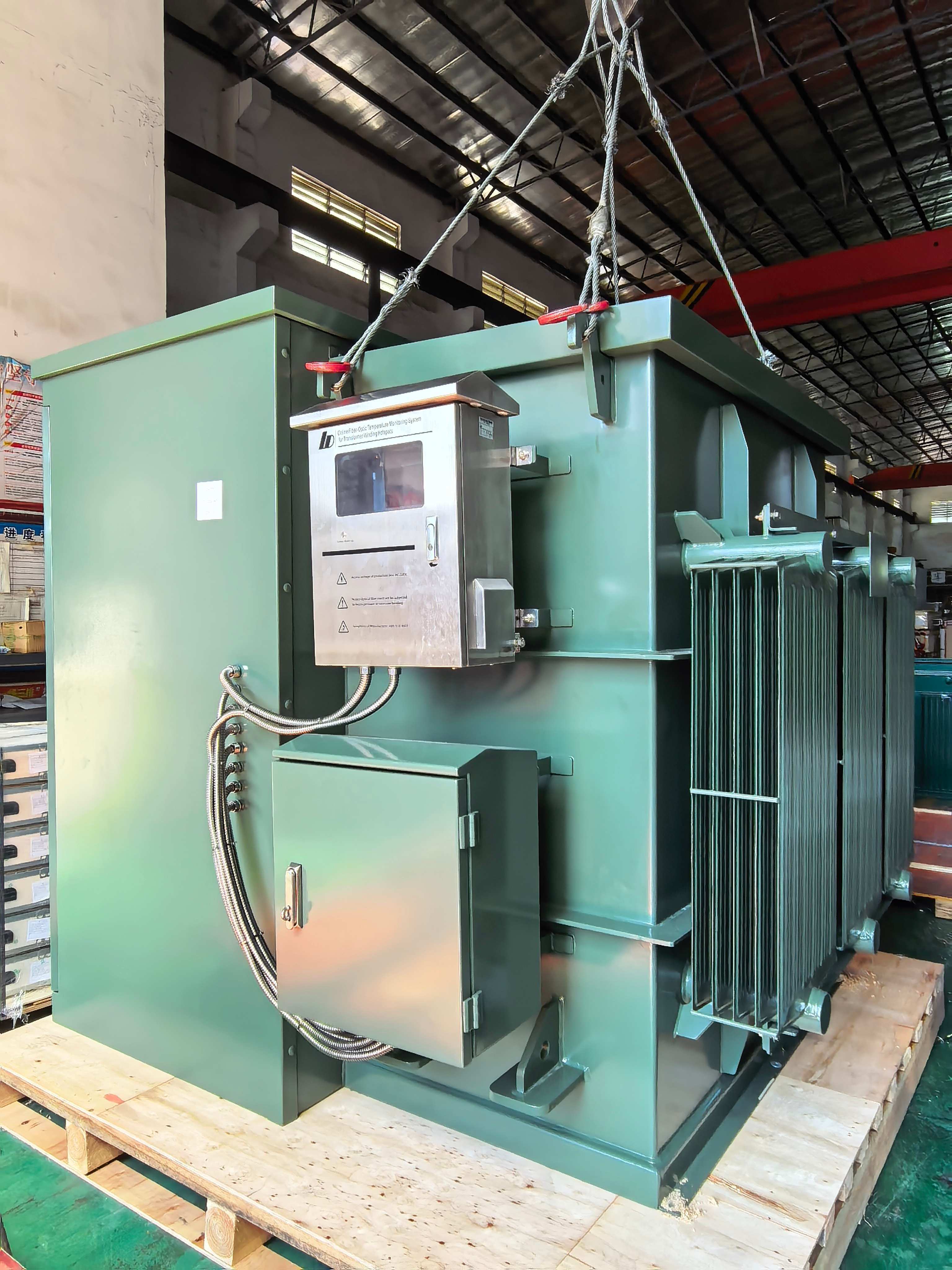 1MVA 34.5kV Pad-Mounted Zig-Zag Grounding Transformer NEMA 4X 316 Stainless Steel Enclosure CSA Standards