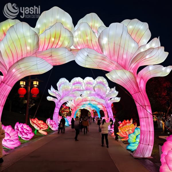 Outdoor Chinese Festival Lantern 3D Arch Gate Sculpture Traditional