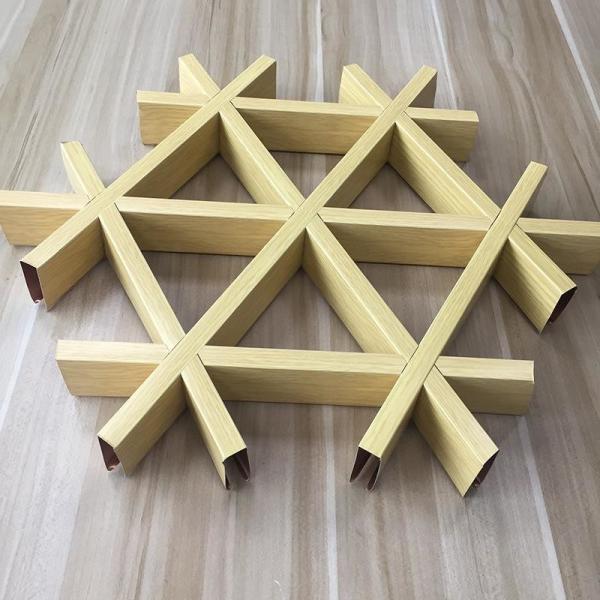 0.3mm-0.9mm Restaurant Metal Ceiling Tiles Fireproof Concealed False Open Cell