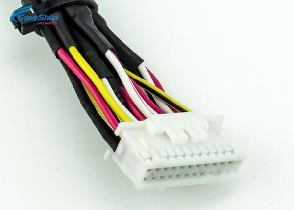 PAD 2.0mm 24Pin Auto Car Audio Extension Cable , Electrical Connector RCA Audio Wiring Harness