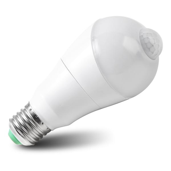 5W 7W Automatic PIR Sensor Light Bulb With 450ml Luminous Lux Lighting