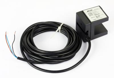 Plastic Through Beam Photoelectric Sensor Accurate Infred Beam CEDES Black