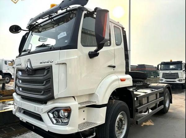 Heavy Duty Howo Tractor Head 6X4 480HP Truck Euro 5 Emission Standard