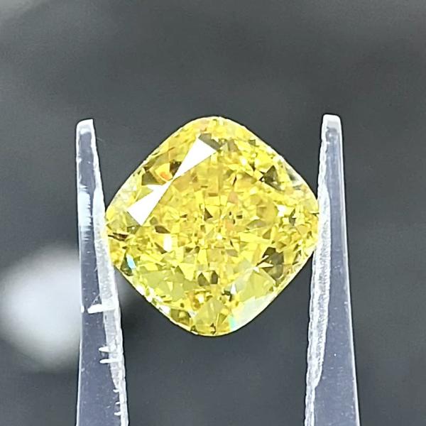 Cushion Shaped Loose Stone 3ct+ VS1 HPHT Yellow Lab Grown Loose Stone IGI Certified Cushion Shaped Synthetic Diamond