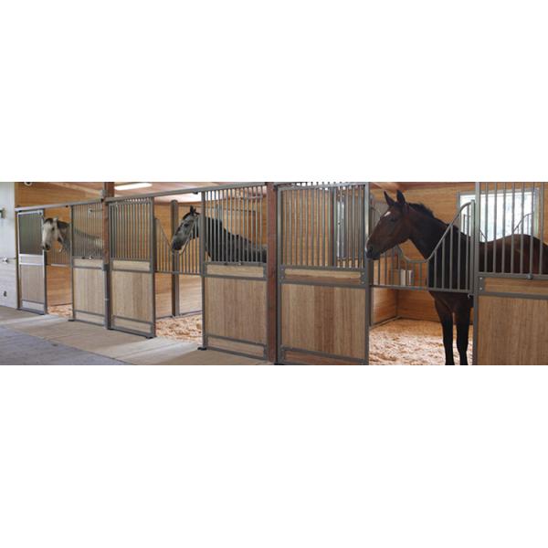 Low Front Custom Horse Stables Panel 3m * 3m * 2.2m Thick Bamboo Board