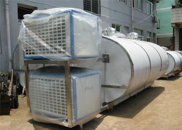 Stainless Steel Cooling Tank , Customized Milk Chilling Machine Vertical Type