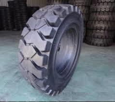 8.25-16 Solid Forklift Tires GB/T10824-2008 792x204mm Size Shihua Brand