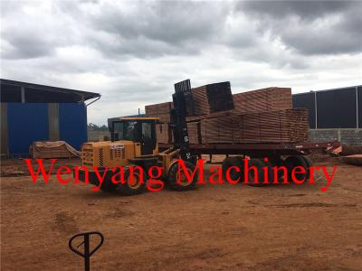 6ton 4WD Diesel Powered Forklift Small Rough Terrain Forklift 5m Lifting Height For Log