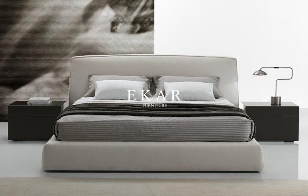 Italy Modern Soft Grey Fabric King Size Bed Furniture