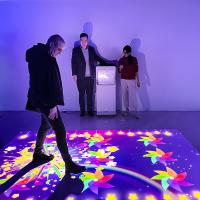 3300 Projecteur de projection numérique interactif mobile Lumen pour centre commercial