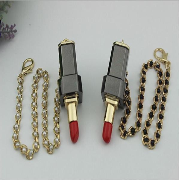 2019 Latest fashion leather bag ladies handbag light gold decorative lipstick locks with metal chain