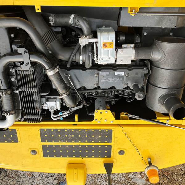 used Komatsu PC220-8 hydraulic Excavator 110kw Rated Power 1m³ Bucket Capacity Spot Good