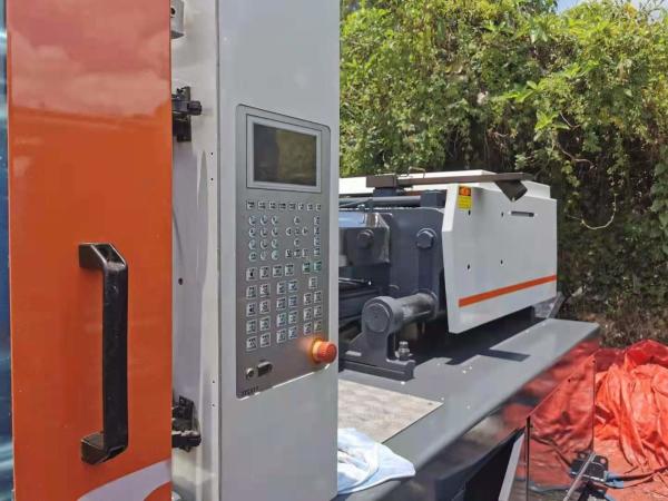 Plastic Chen Hsong Injection Molding Machine Servo Used Blow Molding Machine