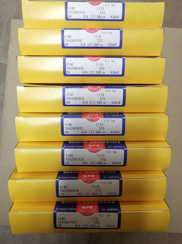 YDH20059ZX HINOのディーゼル機関のピストン・リングF17D EF750 13011-2710A