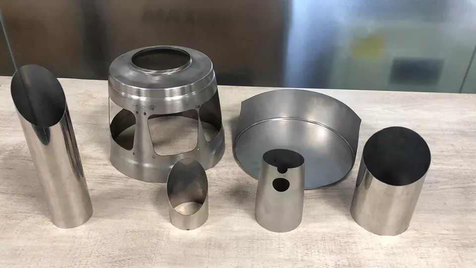 Оборудование для лазерной резки металла 3D с ЧПУ из нержавеющей стали Водяное охлаждение