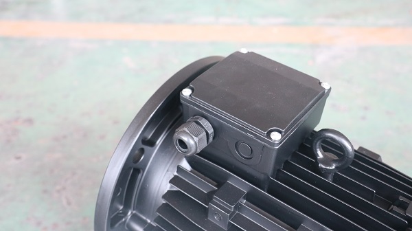 МС100Л1-4 мотор Ак алюминия 2.2КВ 3ХП трехфазный