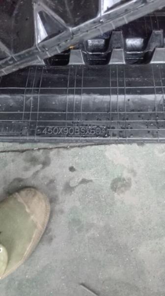 Claas Rice Harvester Use 450*90*60 Rubber Track in India and Sri Lanka