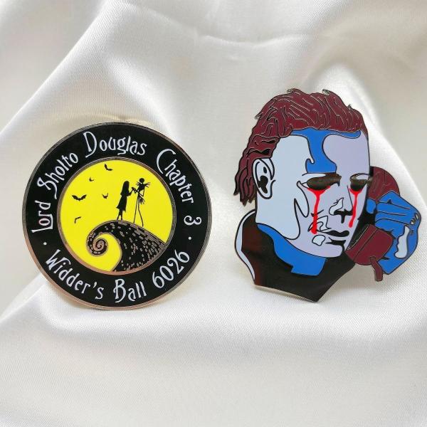 Custom Gold Plating Hard Enamel Lapel Pins in Custom Sizes for Bulk Orders