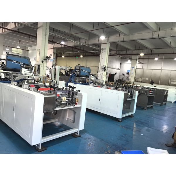888 Automatic Flat Paper Handle Pasting Machine Precise Stable Performance For Paper Handle