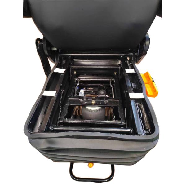 Air Suspension Construction Vehicle Seat For Tank Truck With 60mm Height Adjustment