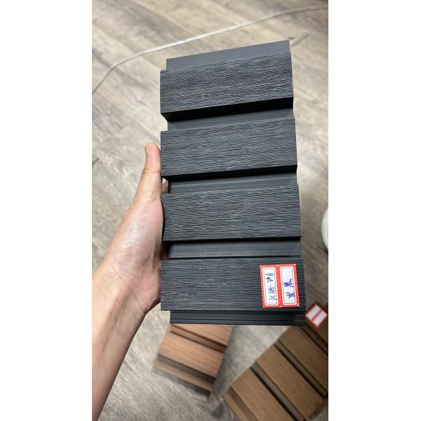 фильм панели стены 219*26mm внутренний WPC прокатал влагостойкое