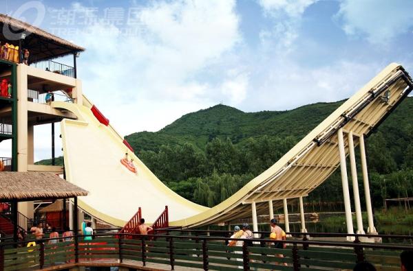Fiberglass Swing Water Slide , Water Park Rides Double People By Raft