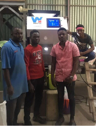 220V l'exactitude de tri élevée Mini Color Sorter Machine For a échaudé le riz