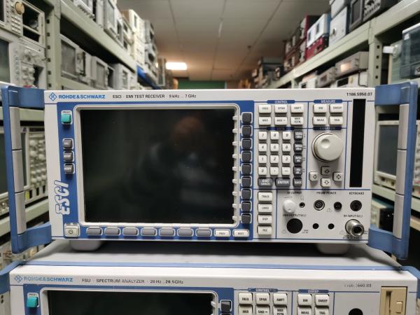 Rohde & Schwarz R&S ESCI7  EMC Test Equipment 7GHz CISPR Compliant EMI Receiver