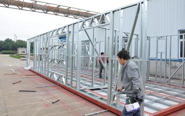 O aço padrão da luz de EU/USA/NZ/Australia pré-fabricou Gable Steel Metal Car Sheds/garagem portátil para o estacionamento do carro